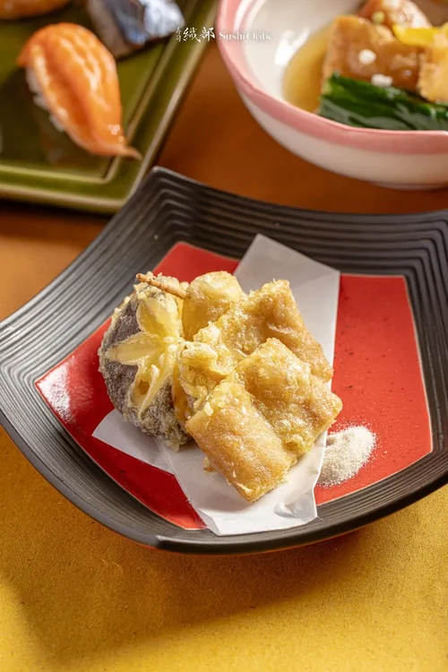 Hot Dish (choice of one) / Deep-fried Anago (Sea Eel) with Seasonal Vegetables