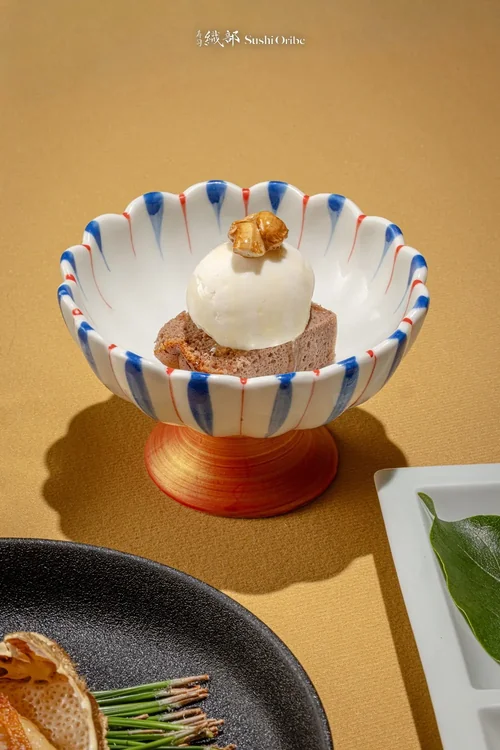 Chestnut Castella with Milk Ice Cream